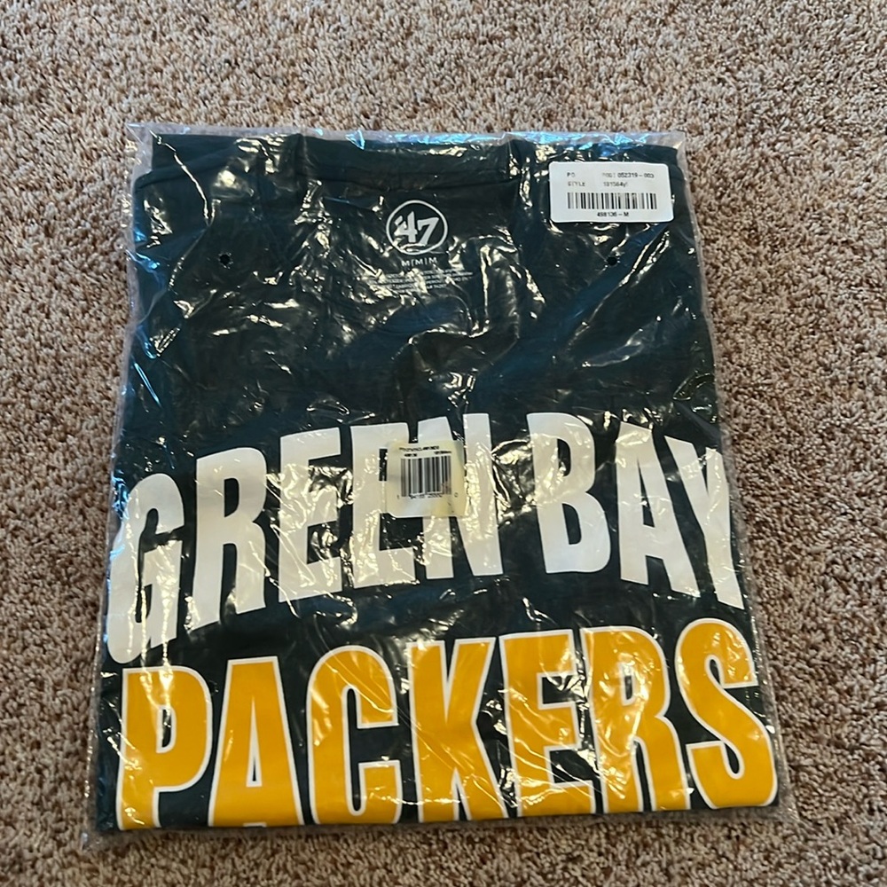 Green Bay Packers tee NWT